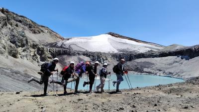 VOLCÁN COPAHUE - Ascenso al Cráter (4x4 + Trekking)