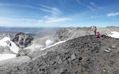 VOLCÁN COPAHUE - Ascenso a Cumbre y Cráter